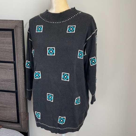 Vintage Crochet Knit Women's Maggie Lawrence Collection Mock Neck Sweater - Picture 4 of 13